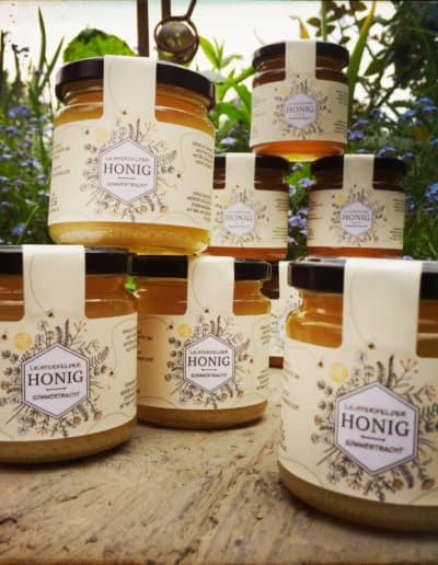 BeeStipy – stilvolles Etikett für Honig von SCHWARMGOLD